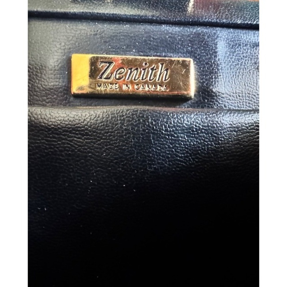 Zenith Vintage Black Leather Crossbody Bag Gold Hardware Made in Canada - Picture 5 of 5